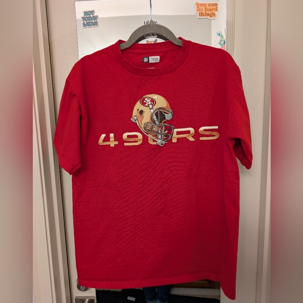 Rare Vintage Official NFL Team 49ers T-shirt!!